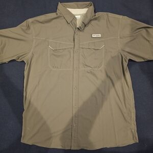 Columbia PFG Grey Casual Button Down Shirt